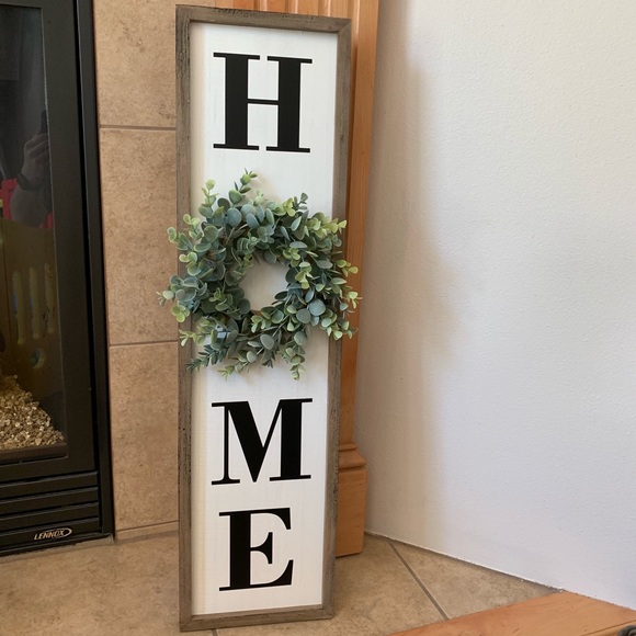 Home decor - Picture 1 of 1